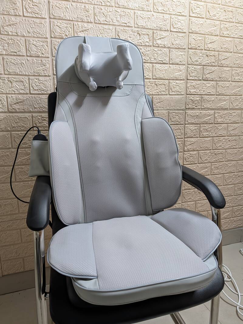 The Sereno massage seat fitted to an office chair